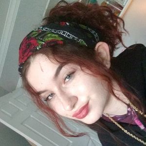 Meet your Posher, Haley